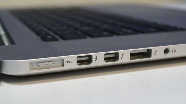 Conserto de porta USB MacBook em Águas Claras Brasília